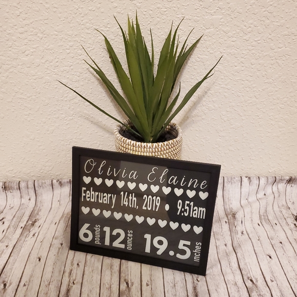 Photo Frame Birth Stat Board - Picture 1 of 4